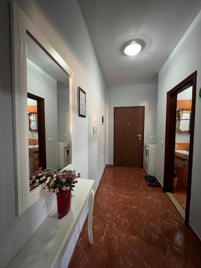 Bujtina Shqiptare Hotel Tirana Exterior photo