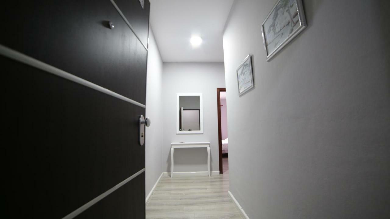 Bujtina Shqiptare Hotel Tirana Exterior photo